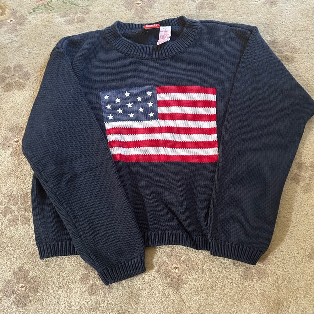 Liz clairbone american flag sweater